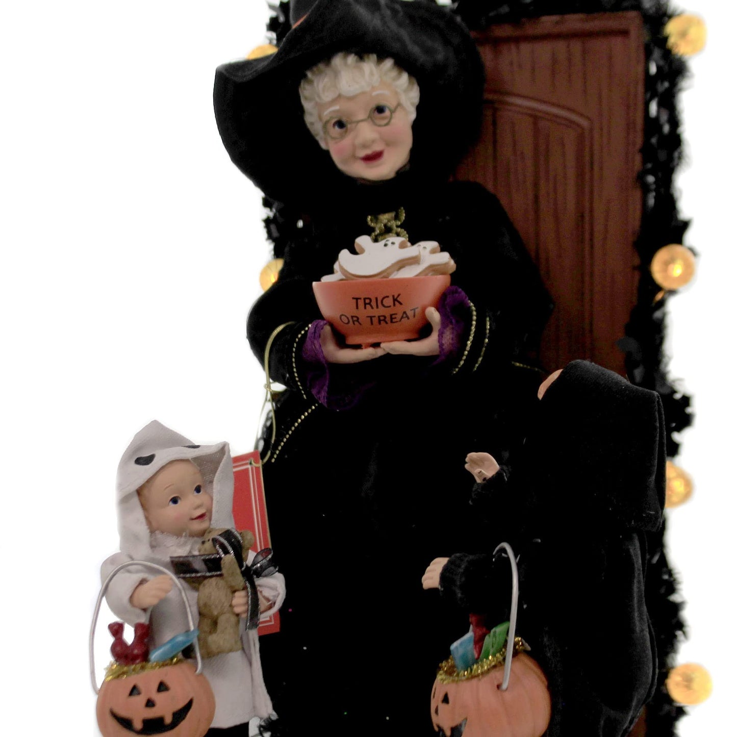 Department 56 Possible Dreams Halloween Mrs. Claus and Trick-or-Treaters Boo Lit Figurine, 14 Inch, Multicolor,6006454