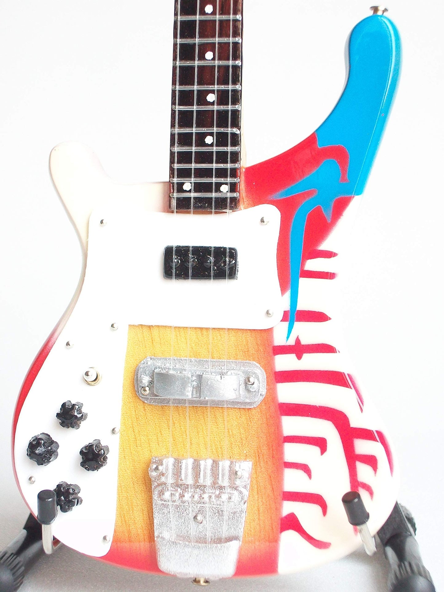 AXE HEAVEN PM-405 Paul McCartney Magical Mystery Tour Bass