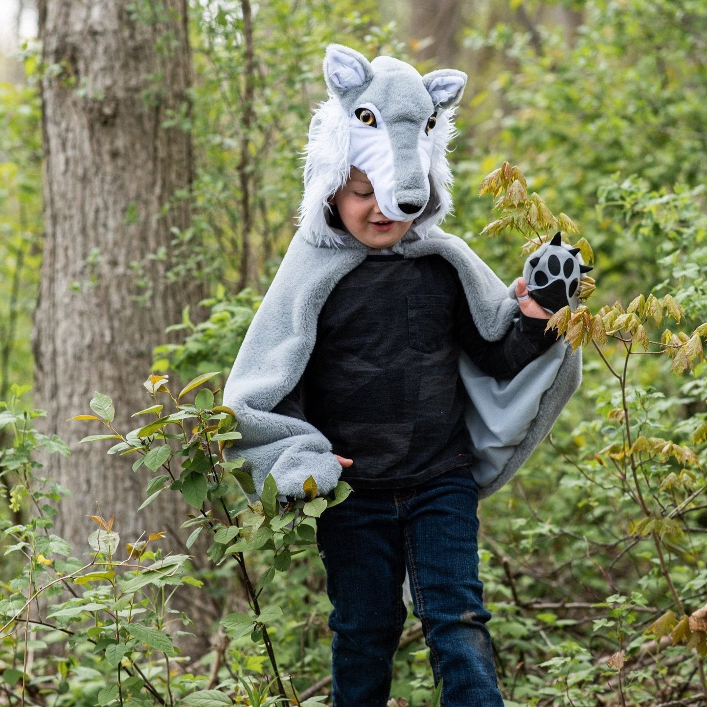 Great Pretenders Woodland Wolf Cape for Kids, Size 4-6 | Wolf-Themed Dress-Up for Imaginative Play