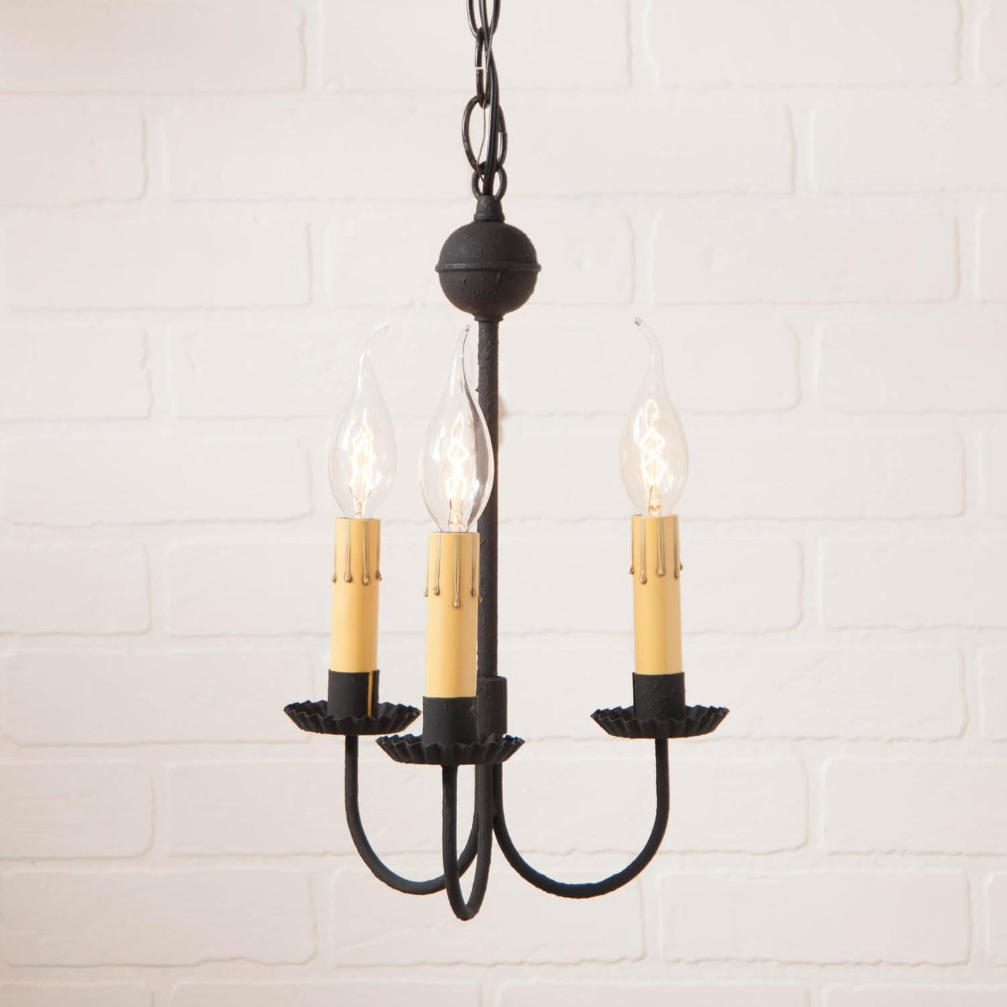 Irvin's Country Tinware Small 3-Arm Primitive Chandelier in Textured Black