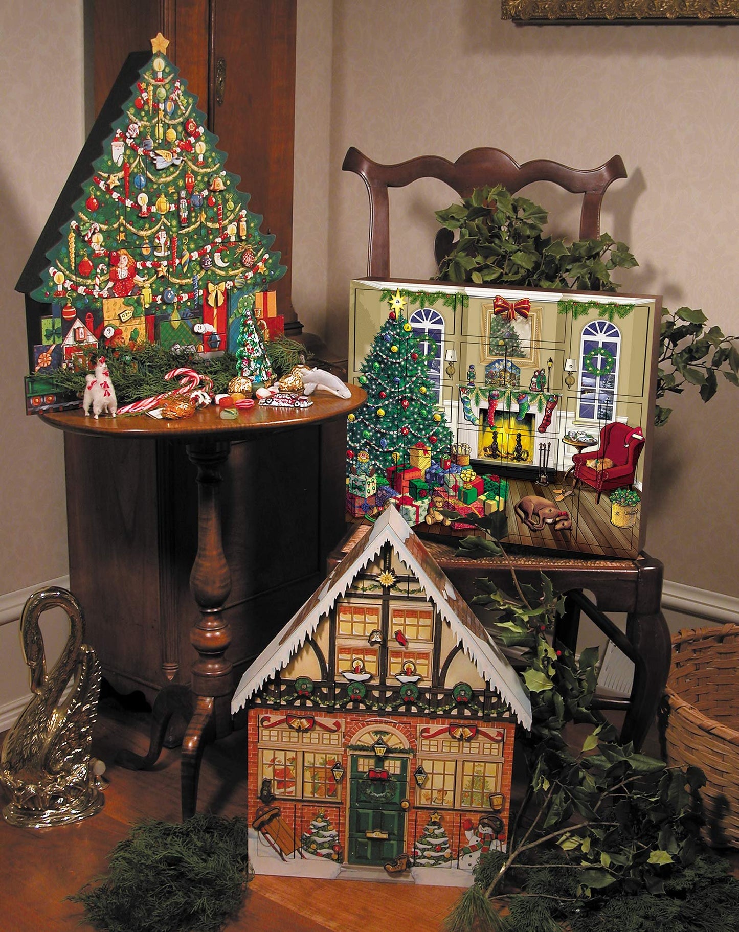 Byers' Choice Christmas House Advent Caroler Figurine AC01 from The Advent Calendars Collection