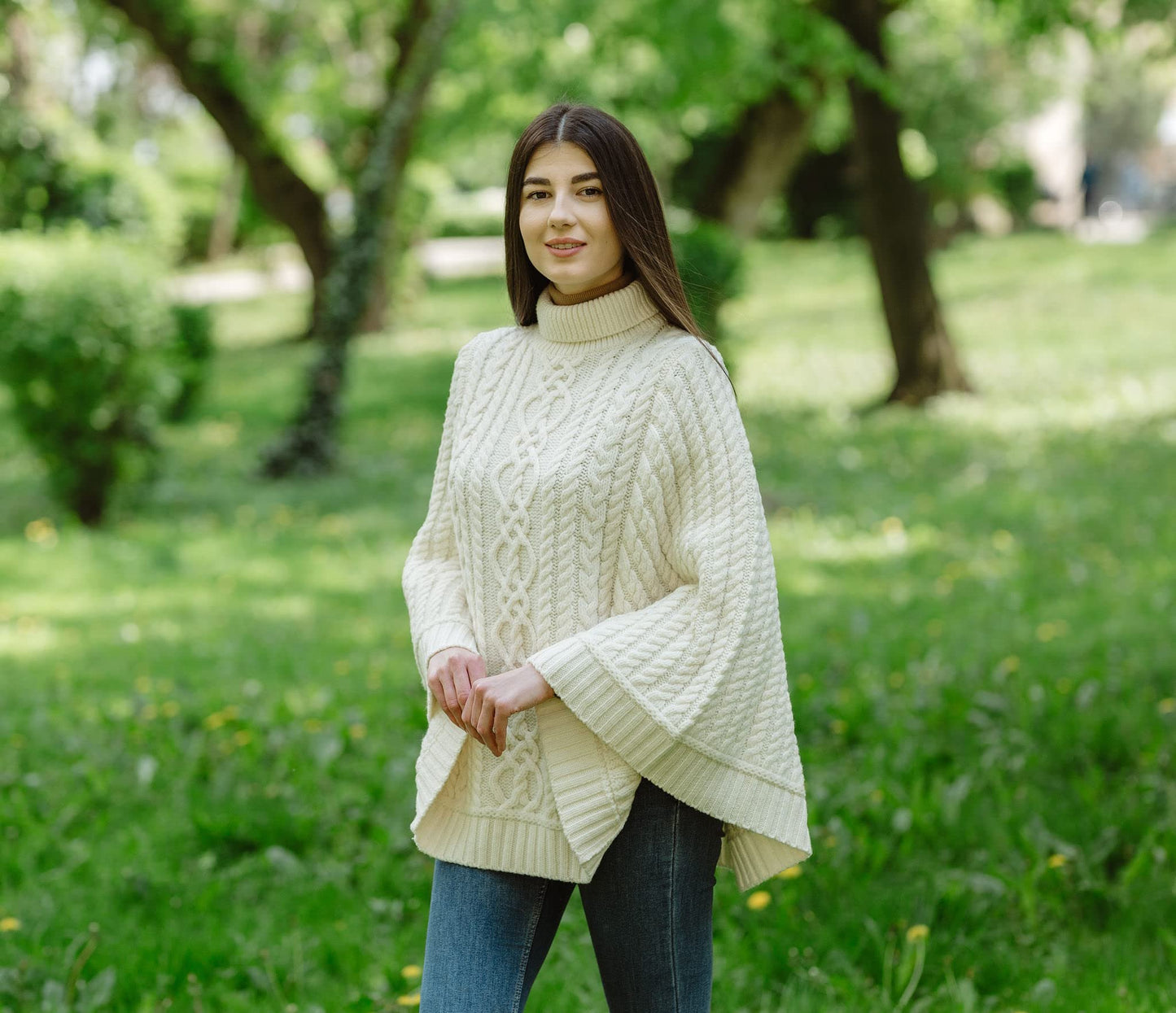 SAOL 100% Merino Wool Cable Knit Ladies Irish Aran Poncho Cardigan