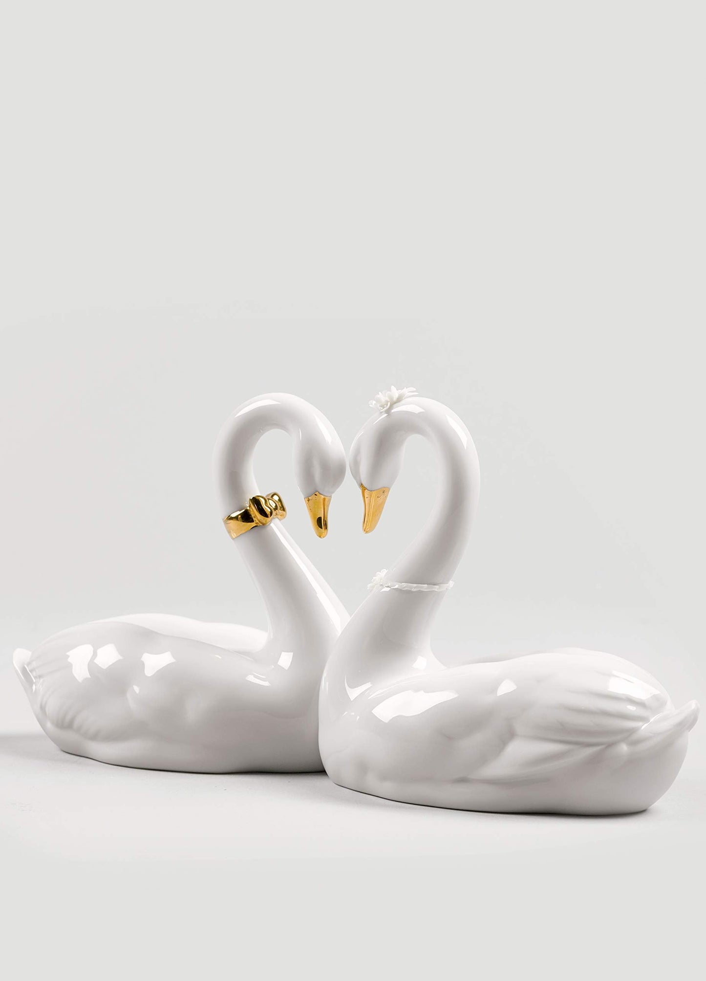 LLADRÓ Endless Love Swans Figurine. Golden Luster. Porcelain Swan Figure.