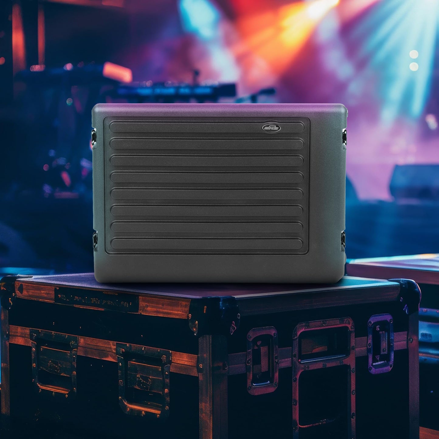 SKB 4U rSeries Shallow Rolling Rack Case