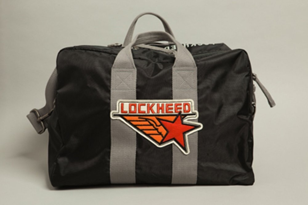 Red Canoe LOCKHEED Kit Bag