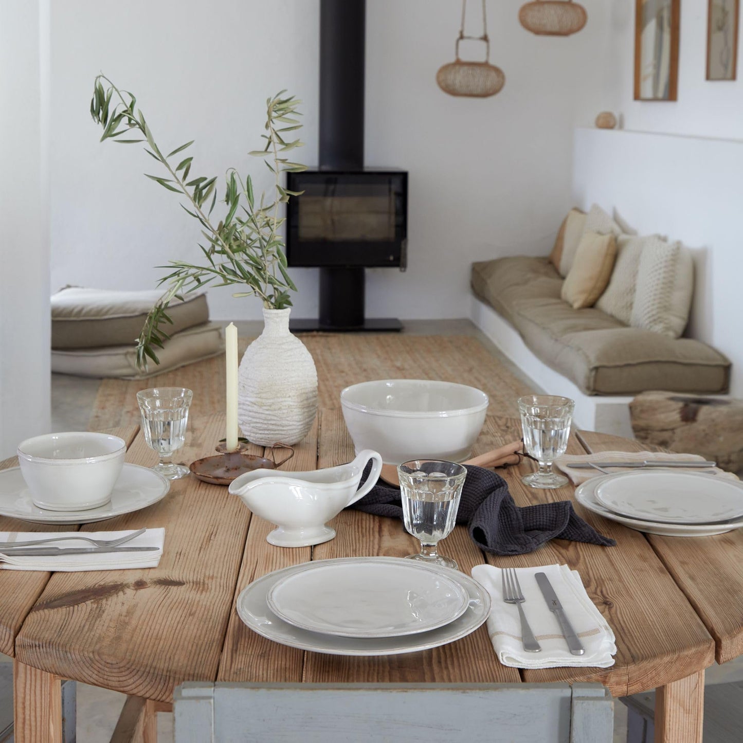 Casafina Ceramic Stoneware - Fontana Collection | Microwave & Dishwasher Safe Dinnerware | Food Safe Glazing | Restaurant Quality Tableware