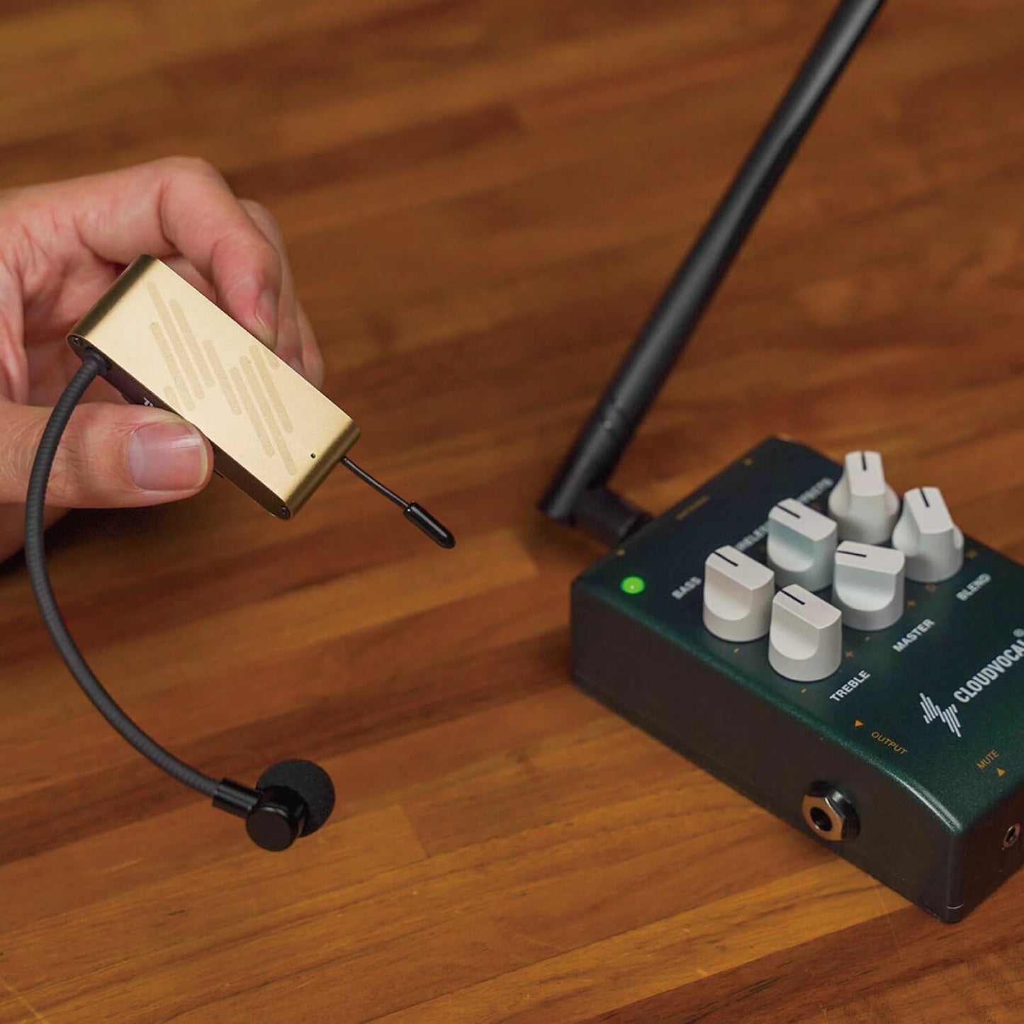 CLOUDVOCAL ISOLO LITE - Saxophone Wireless System