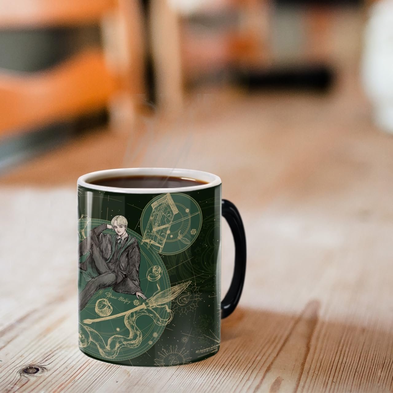 Morphing Mugs Harry Potter - Holiday Magic - One 11 oz Color Changing Ceramic Mug – Image Revealed When HOT Liquid Is Added!
