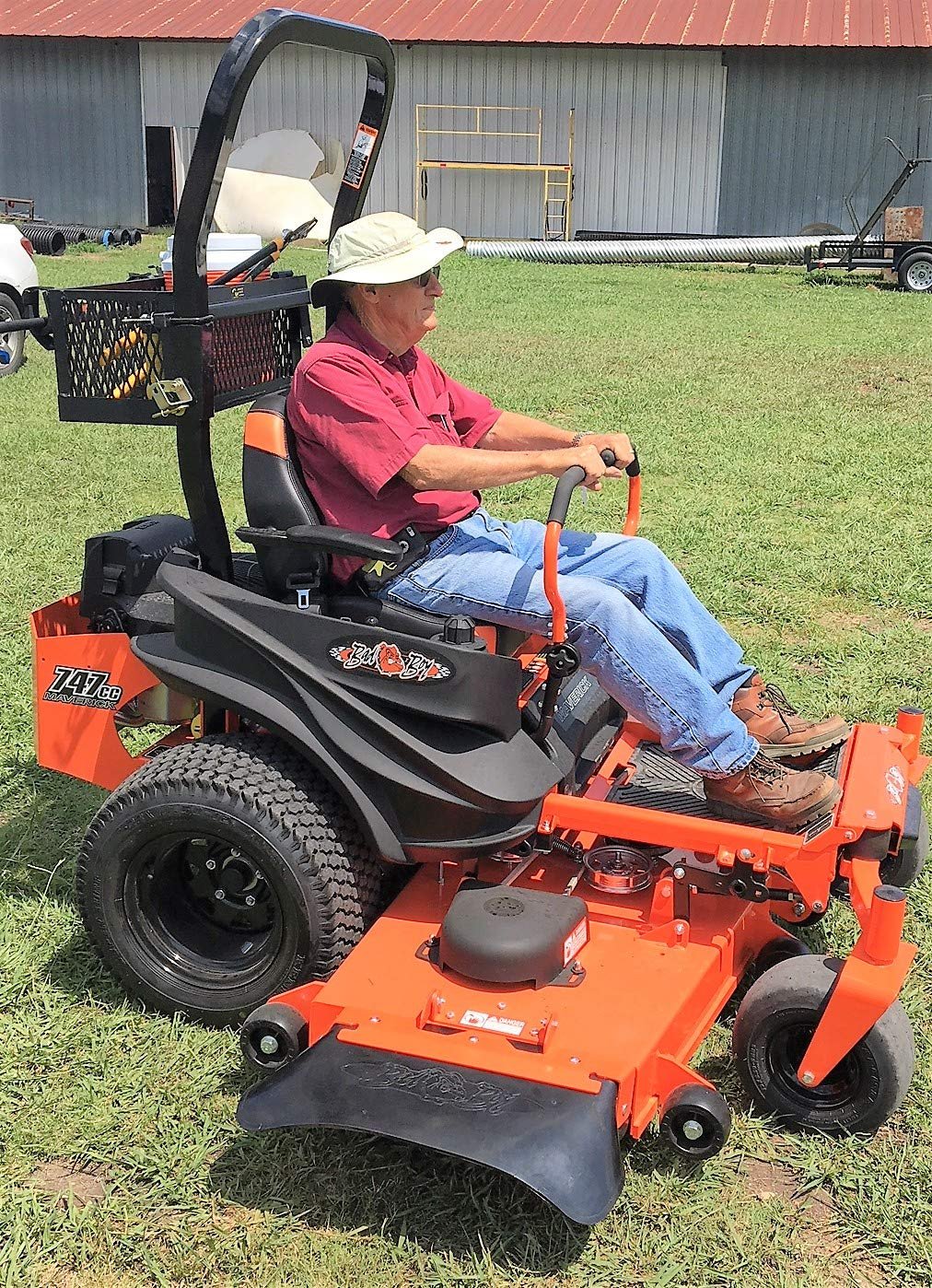 Great Day Universal-Fitting 24x10x10in Tractor Tool Tray, TT400, Black