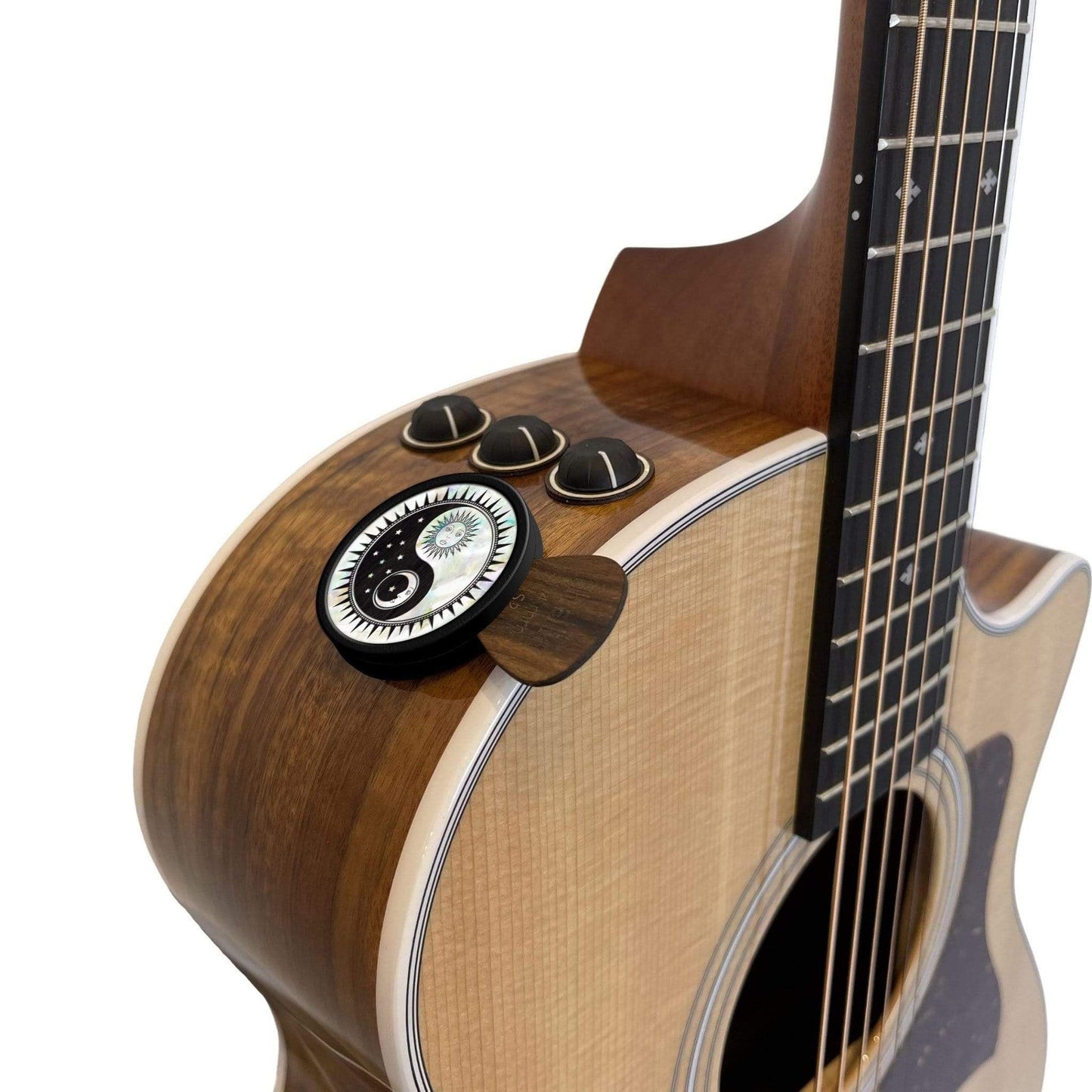 Thalia Shell Pick Puck (Pearl Ying Yang Night & Day)