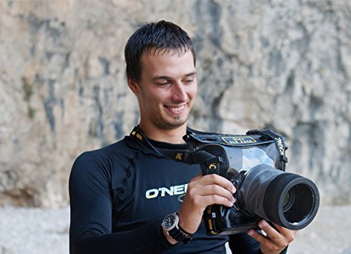 DiCAPac WP-S10 Waterproof DSLR Case with Lens - Waterproof up to 5 Meters Underwater