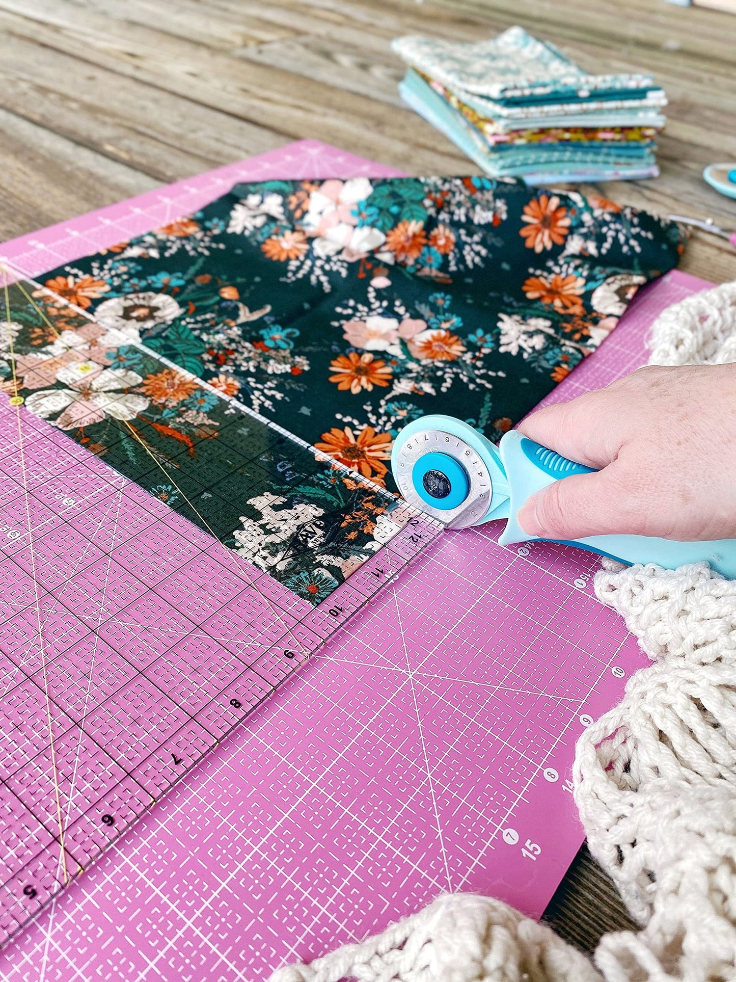 Havels Rotary Cutter, None