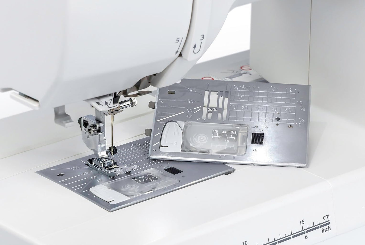 Janome Memory Craft 1000 Combination Sewing & Embroidery Machine - Max Embroidery 5.5" x 5.5"
