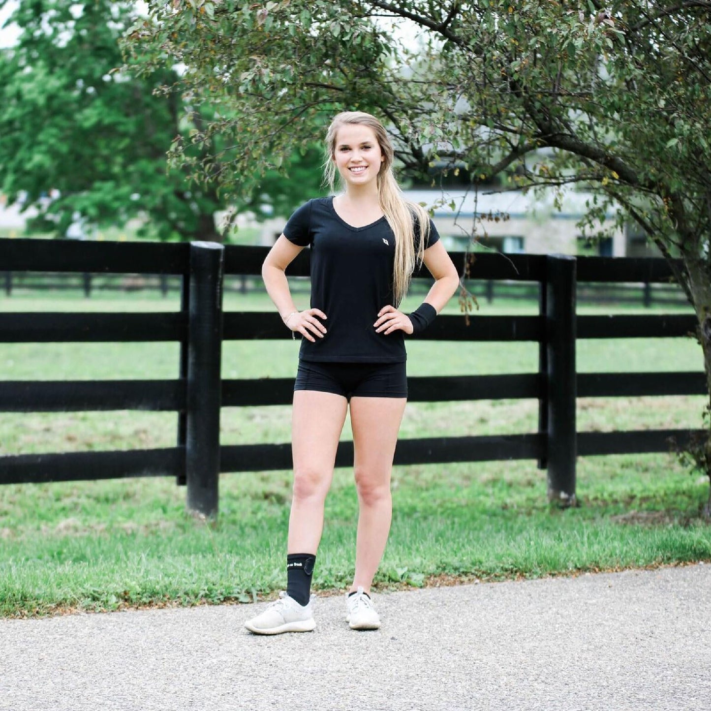 Back on Track Ankle Brace with Welltex Technology - Superior Support & Comfort for Active Lifestyles, Optimal Healing, and Athletic Performance