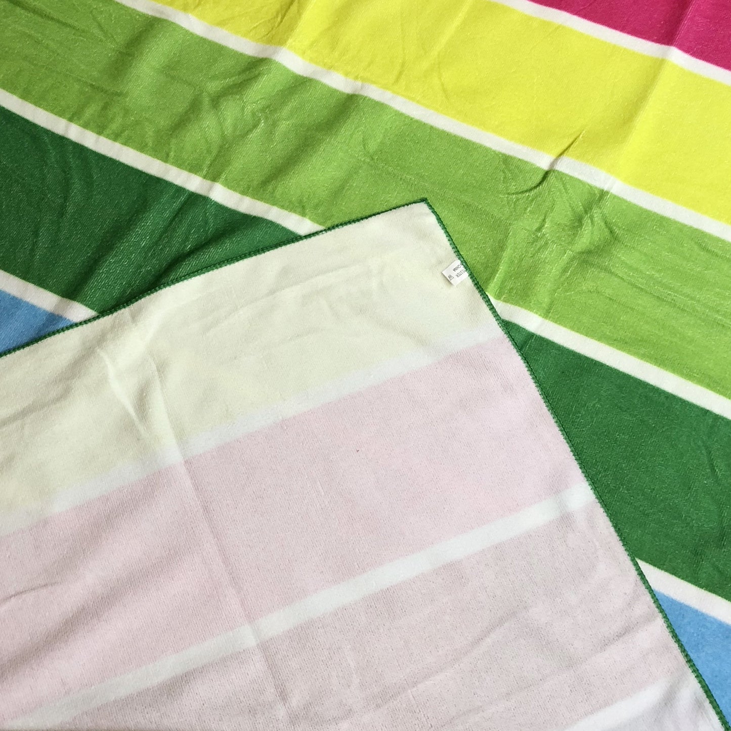 allgala Microfiber Beach Towel | Packable Beach Towel for Family | Quick Dry, Lightweight, Super Absorbent | Perfect for Beach, Pool, and Camping | Oversize 40"x70"