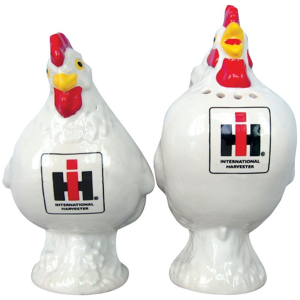 International Harvester Hen And Rooster Salt & Pepper Shaker Set