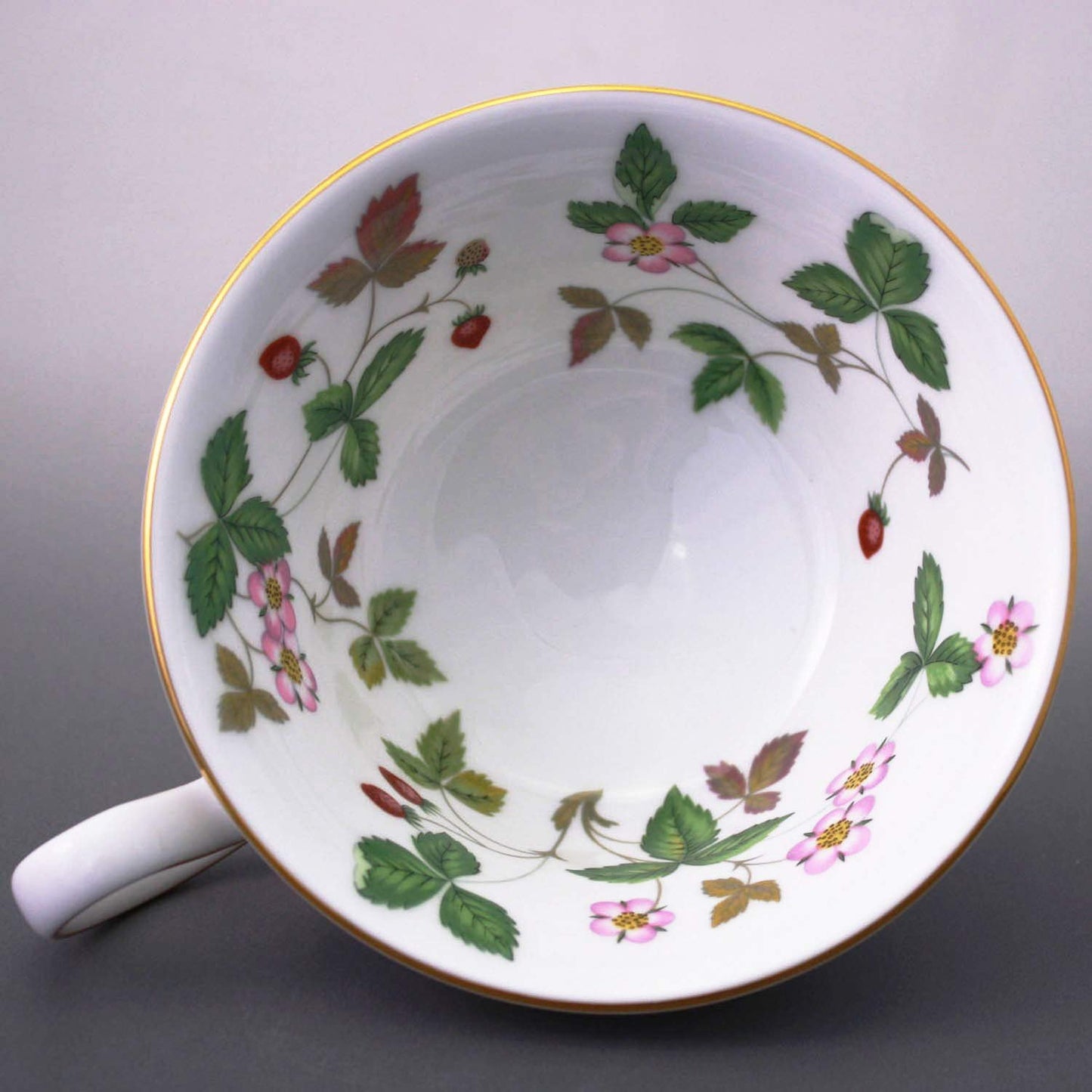 wedgwood wild strawberry