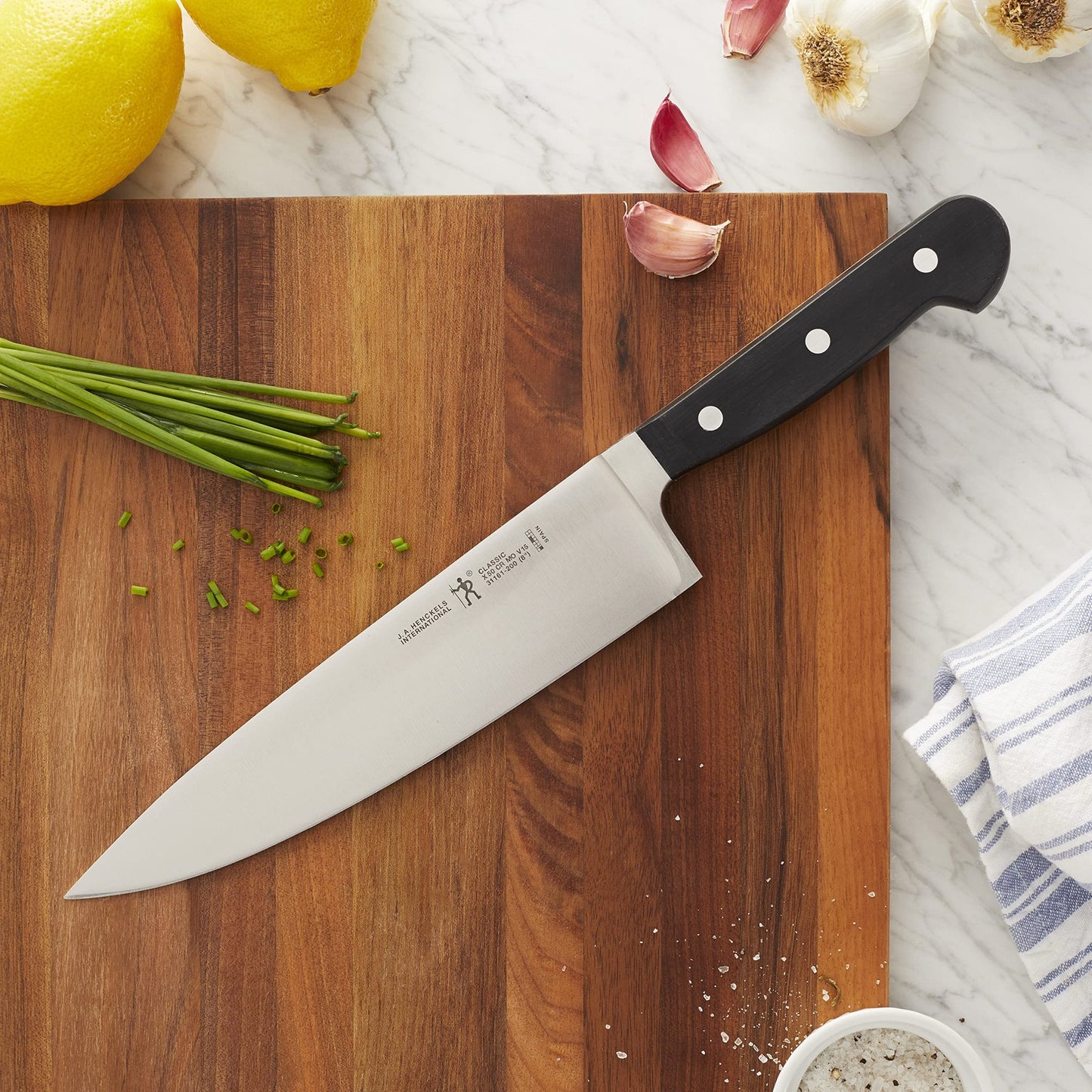 HENCKELS Classic Razor-Sharp Knife