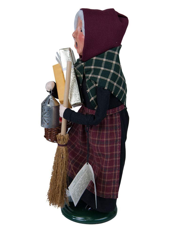 Byers' Choice Befana Caroler Figurine #333 from The Holiday Traditions Collection