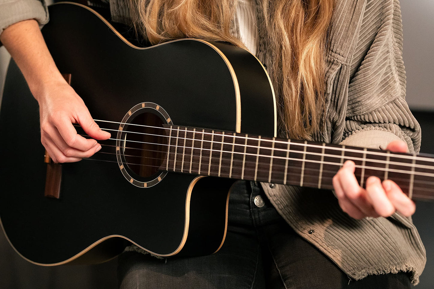 Ortega Guitars Family Series 6 String Acoustic-Electric Guitar, Right (RCE125SN-SBK)