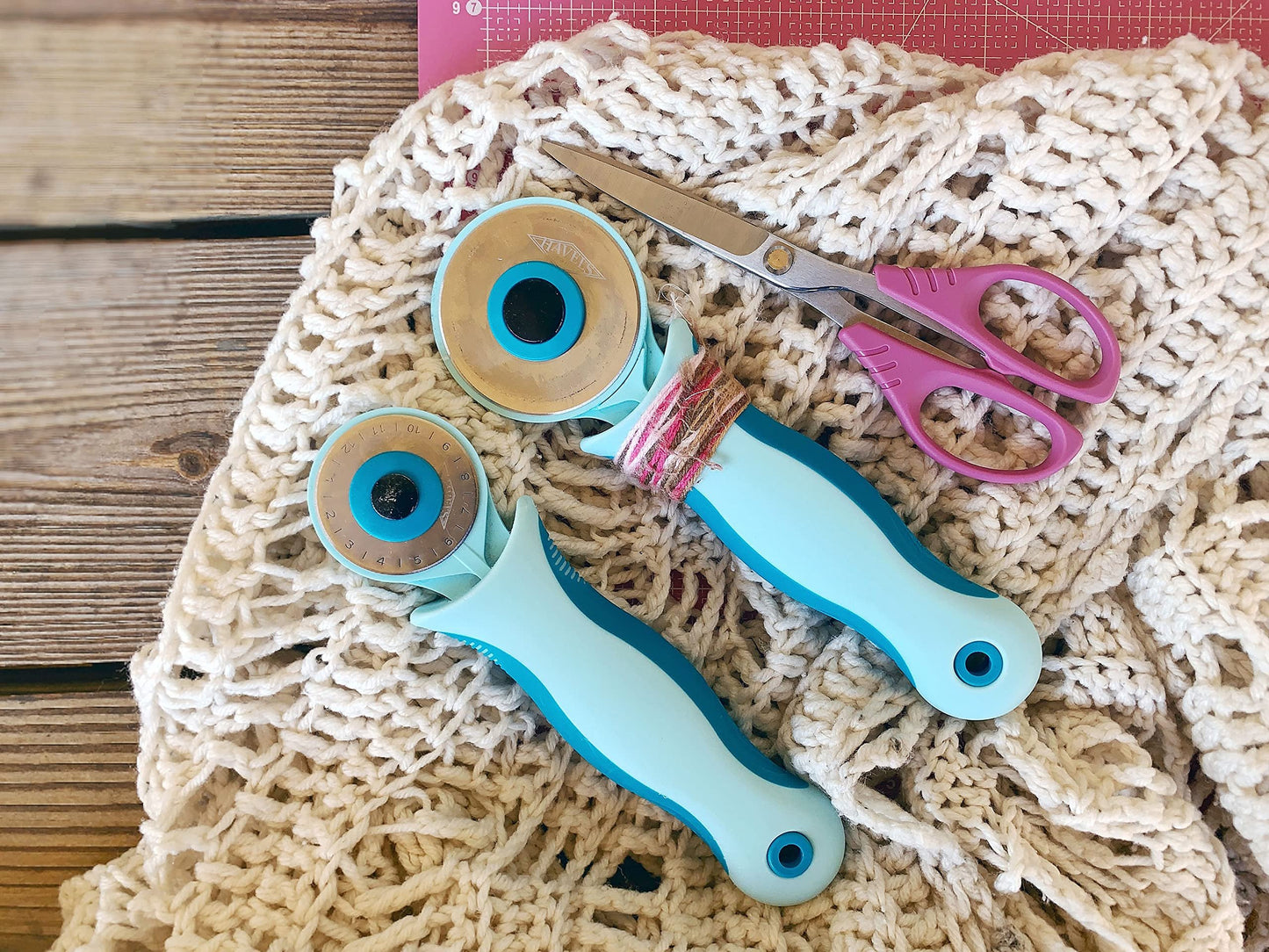 Havels Rotary Cutter, None