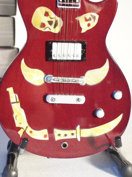AXE HEAVEN KR-162 Keith Richards 1981 Zemai Macabre Mini Guitar
