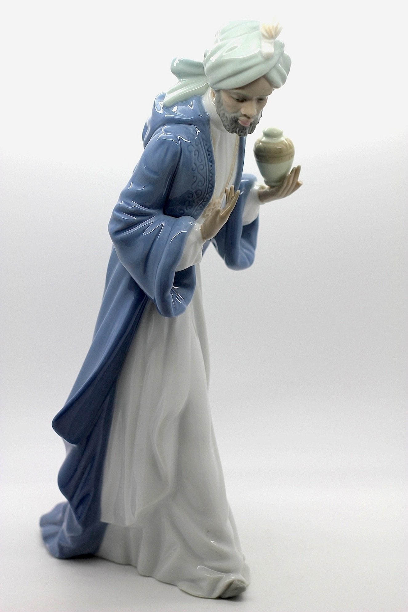 Nao by Lladro Collectible Porcelain Figurine: KING BALTHASAR WITH JUG - 11-1/4" tall - Nativity