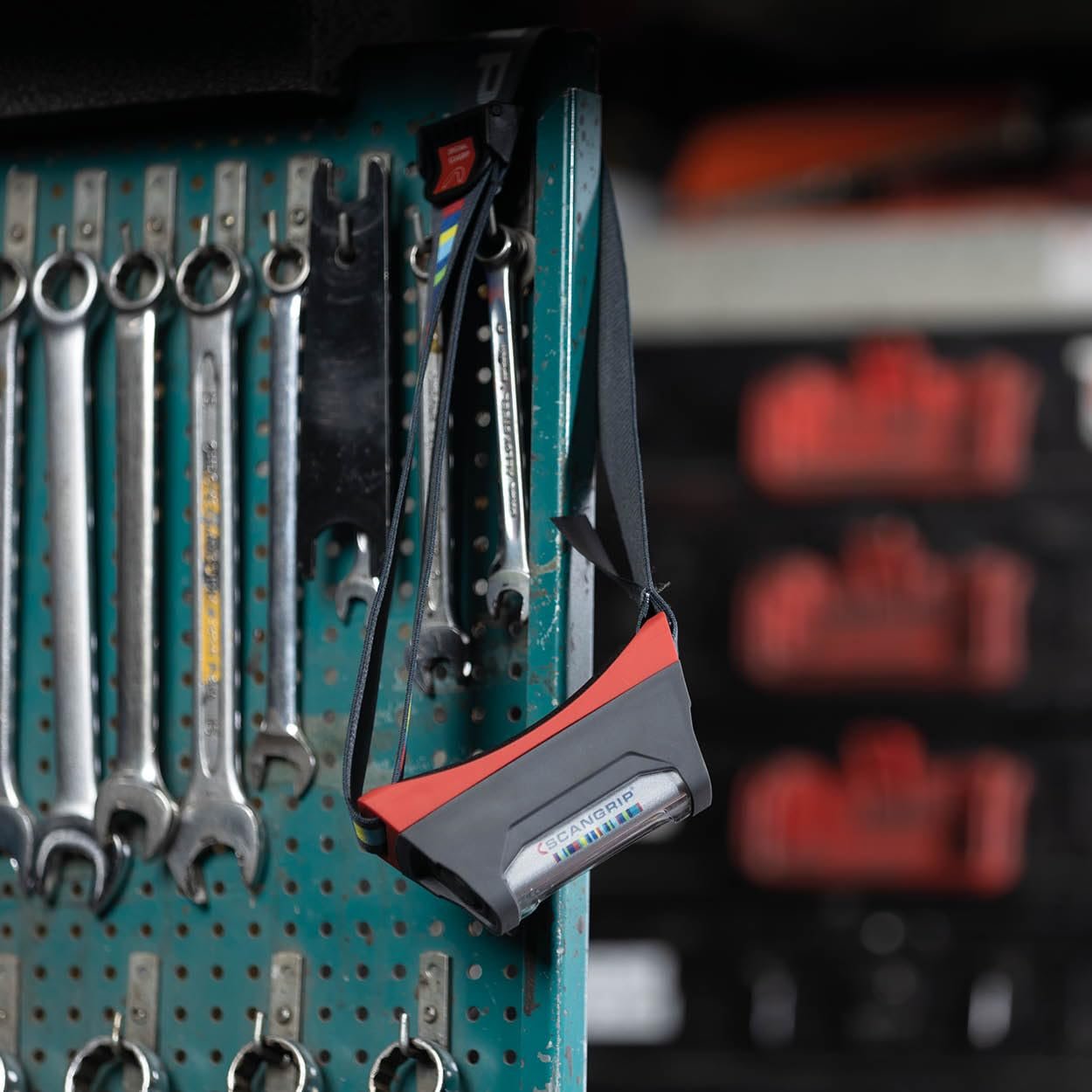 Scangrip I-Match 3, Rechargeable COB LED Headlamp, 250 Lumen, for Detailing and Color Match, 5 Color Temperatures, Waterproof (IP65), Stepless Dimmer 10% to 100%, Long Operating Time