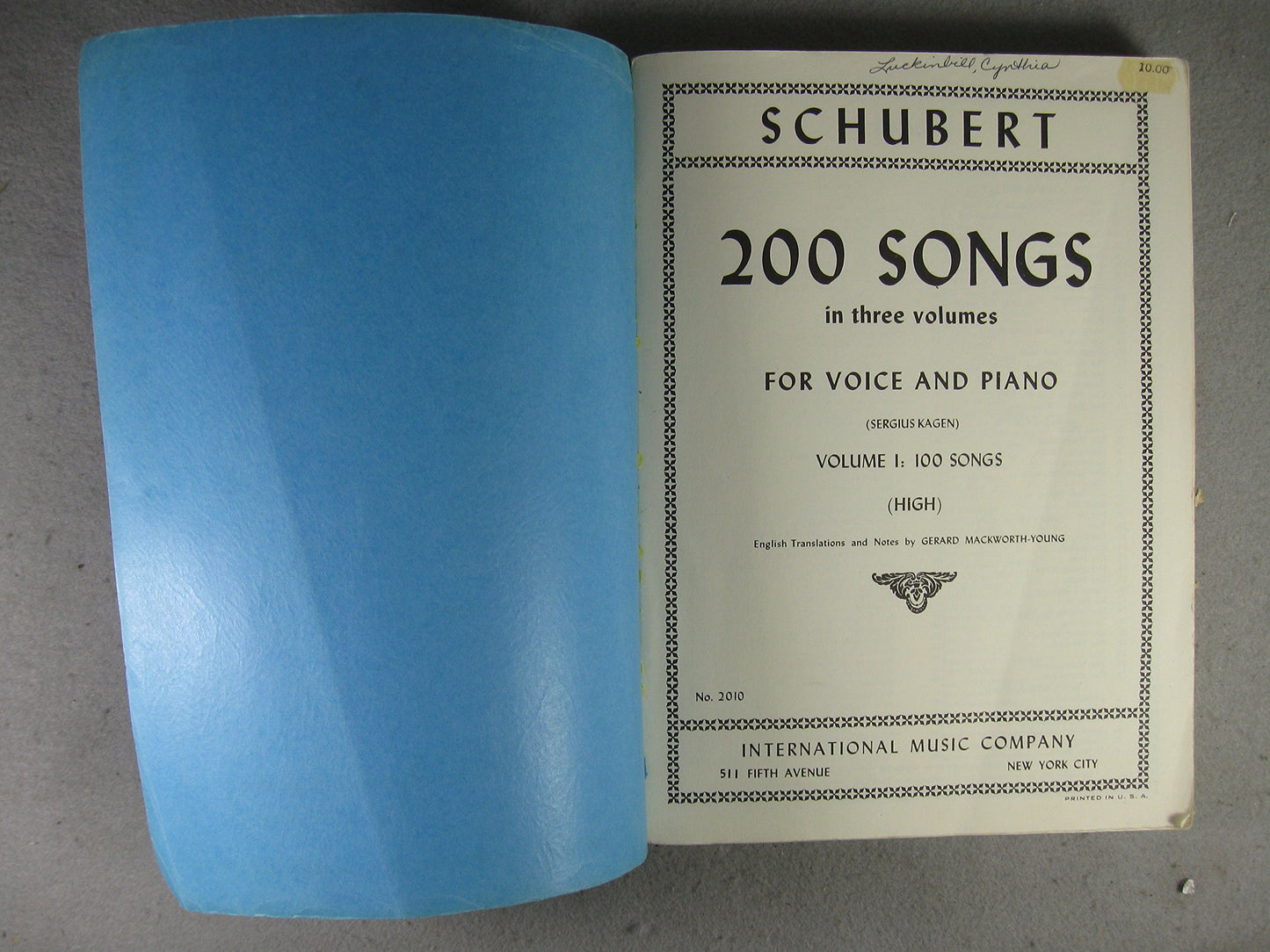 200 Songs in Three Volumes For Voice and Piano, Volume 1: 100 Songs (High)