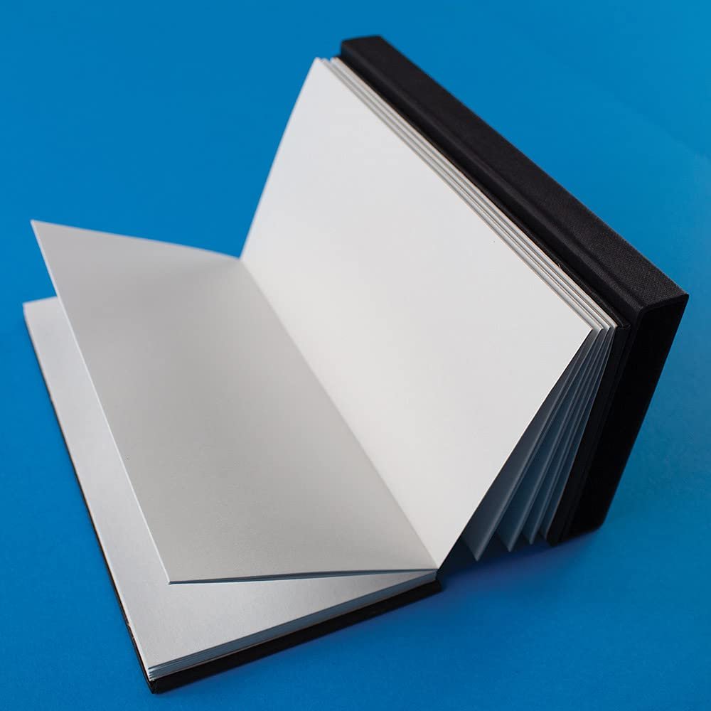 Seawhite Pocket Concertina Sketchbook in Case 7x3.5 in (175mm x 90mm)