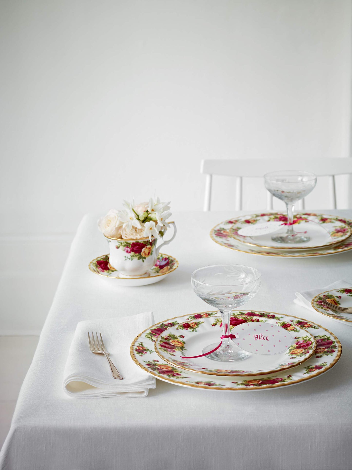 Royal Albert Old Country Roses Salad Plate 16cm White, Bone China
