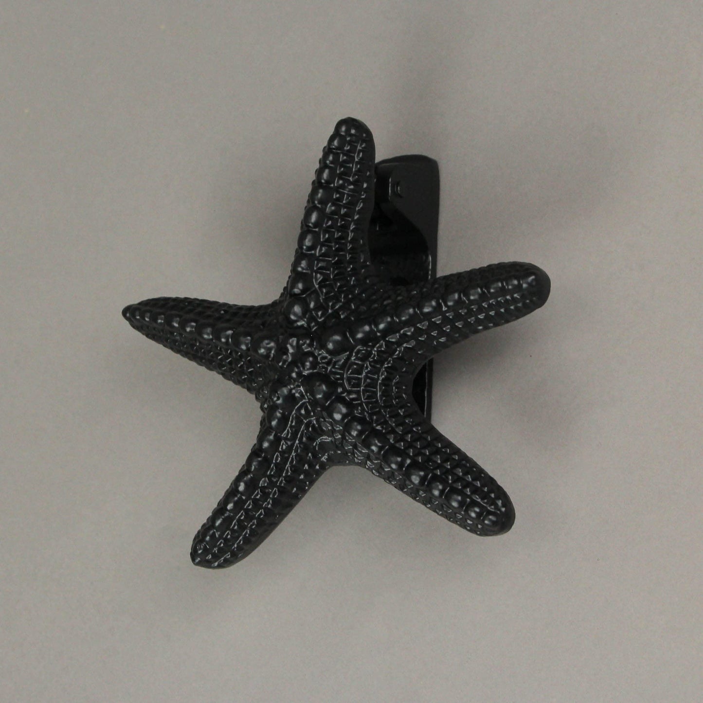 UD Rustic Black Enamel Cast Iron Coastal Starfish Door Knocker Sea Star
