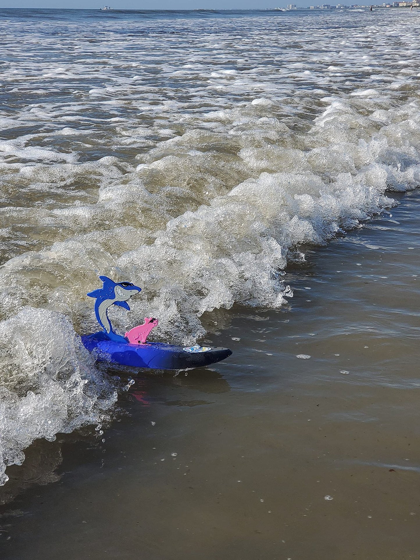 Surfer Dudes Legends & Surfer Pets Wave Powered Mini-Surfer, Pet and Surfboard Beach Toy